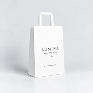 Bolsa de papel blanca personalizada con asa plana 22x10x28 cm, ejemplo Lúmina