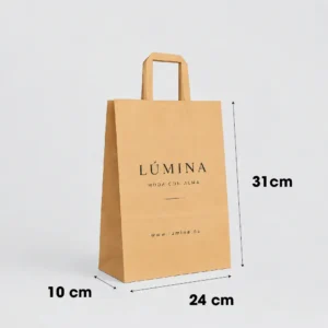 Bolsa de papel kraft personalizada con asa plana 24x11x28 cm, ejemplo Lúmina - medidas visuales